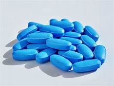 Do-it-yourself HIV prevention: who do men buying PrEP online get support from?